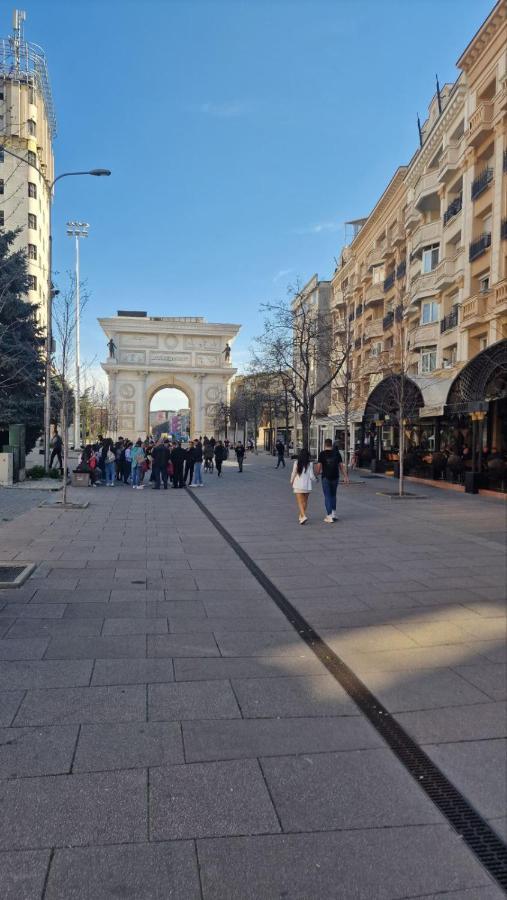 Skopje Plaza Apartment מראה חיצוני תמונה