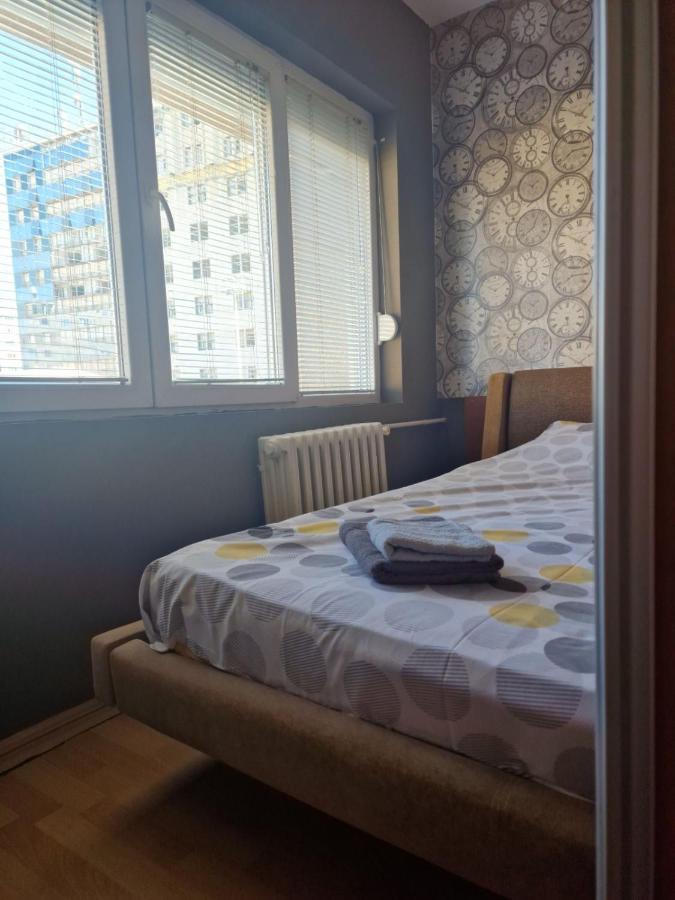 Skopje Plaza Apartment מראה חיצוני תמונה