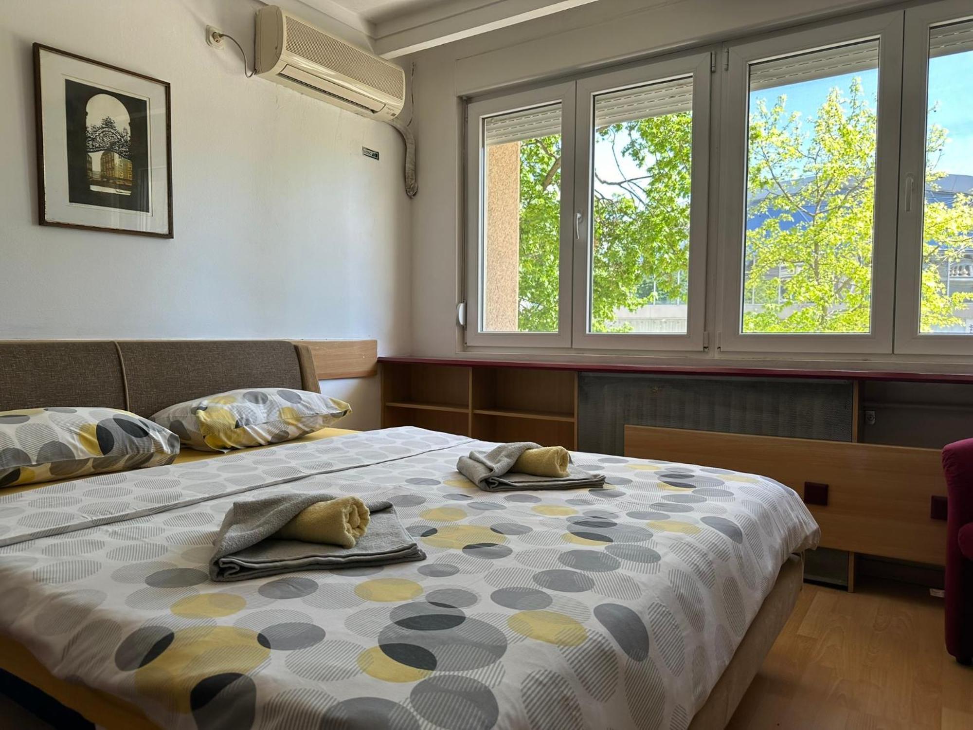 Skopje Plaza Apartment מראה חיצוני תמונה