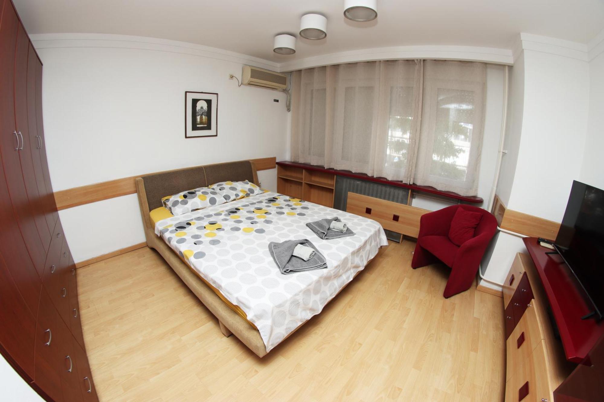 Skopje Plaza Apartment מראה חיצוני תמונה
