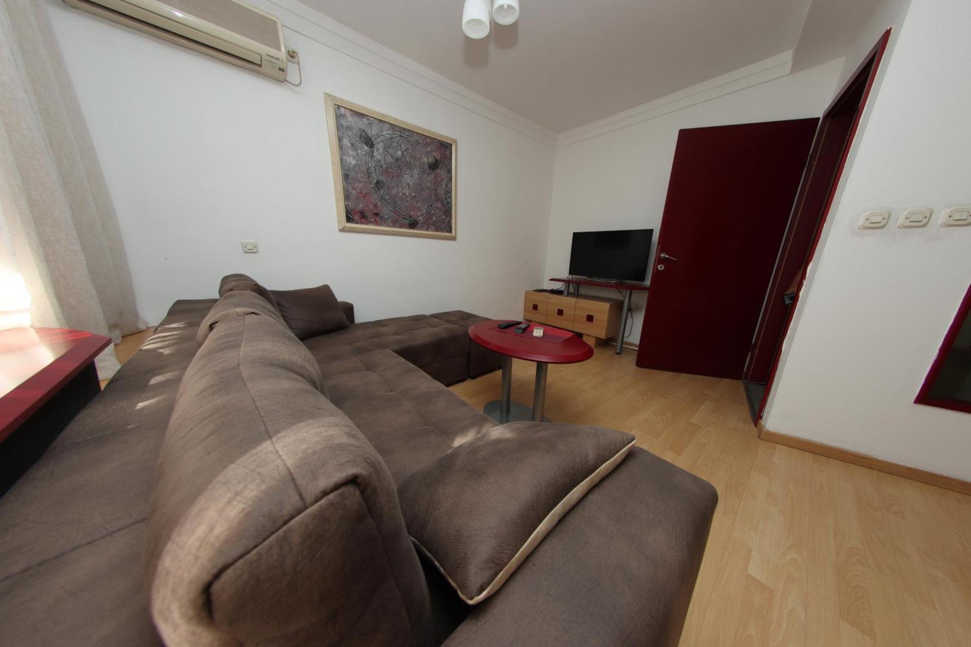 Skopje Plaza Apartment מראה חיצוני תמונה