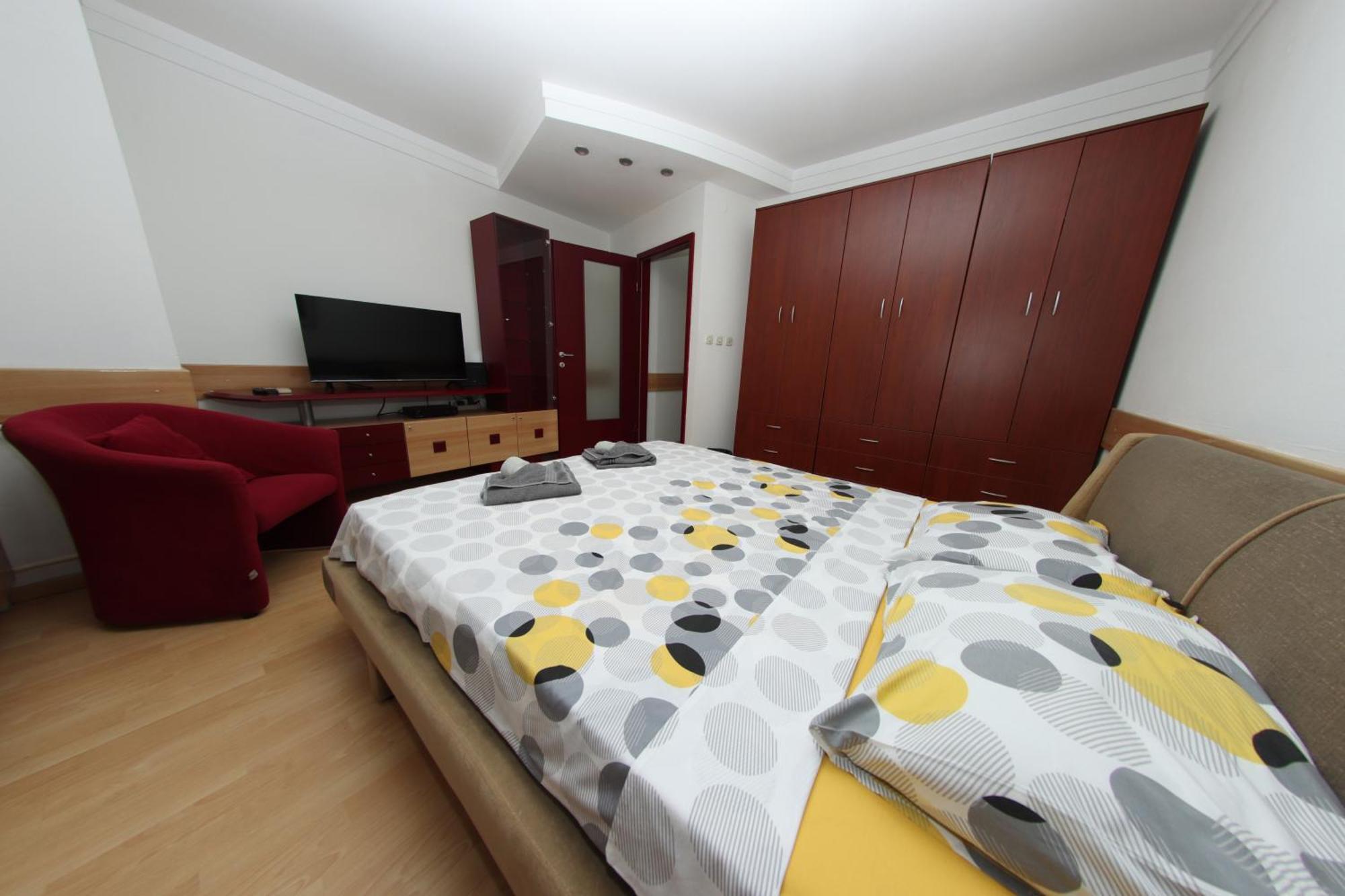 Skopje Plaza Apartment מראה חיצוני תמונה